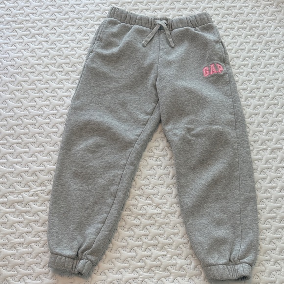 GAP Kids Gray Joggers with Pink Logo - Picture 1 of 6